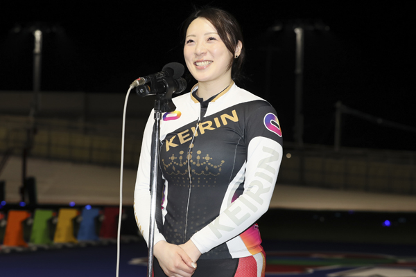児玉碧衣が鮮やかに逃げ切りVの画像