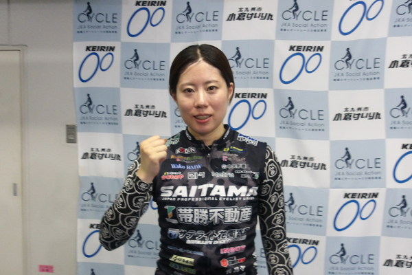 逃げてまくって青木美保が連勝の画像
