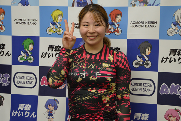 宇野紅音が巧みな先行で逃げ切りの画像