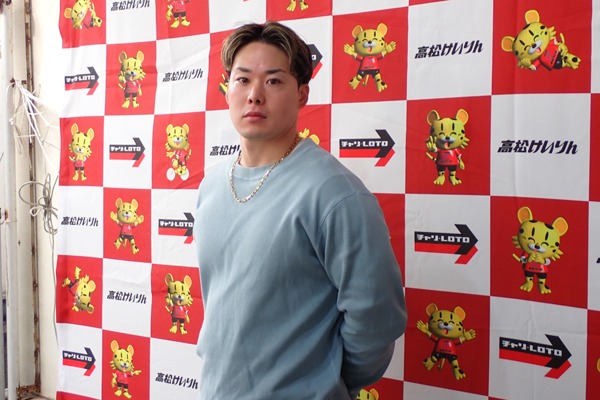 インタビュー写真