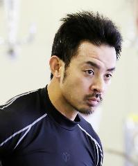 井上昌己の顔写真