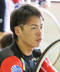 浅井康太の顔写真