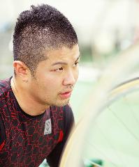 中井俊亮の顔写真