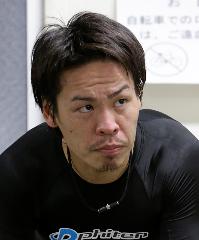 浅井康太の顔写真