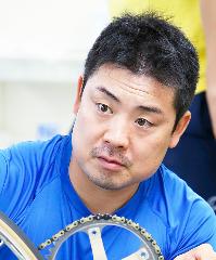 岩津裕介の顔写真