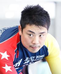 岩津裕介