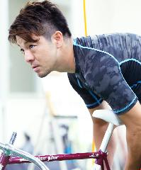 山本伸一の顔写真
