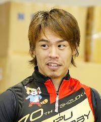 浅井康太の顔写真