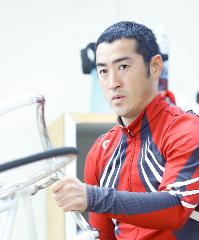 成田和也
