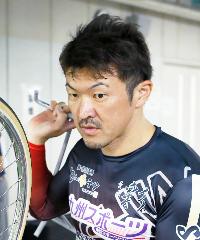 中川誠一郎