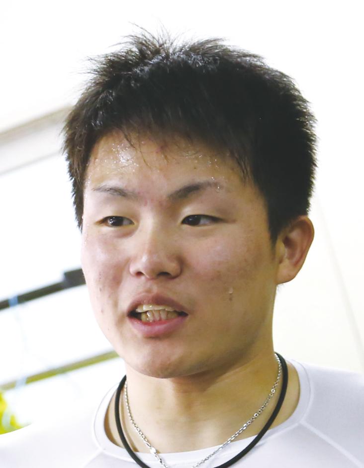 取鳥雄吾