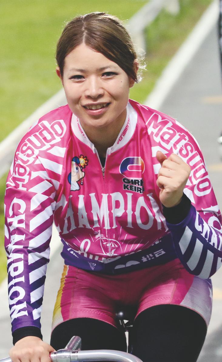 石井寛子