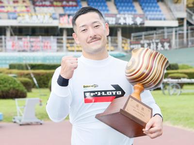 松井宏佑