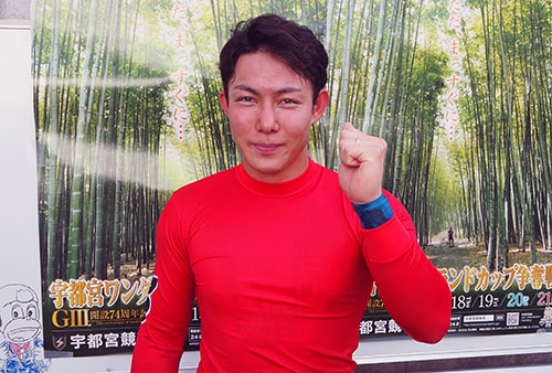 鈴木輝大の顔写真