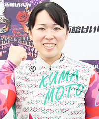 村田奈穂