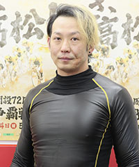 岡崎景介