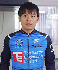 新村穣