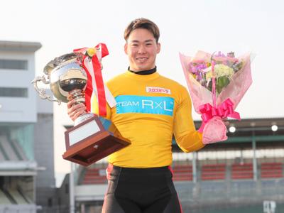 犬伏湧也