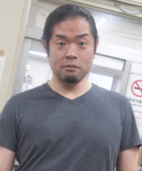 引地正人