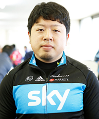 根藤浩二