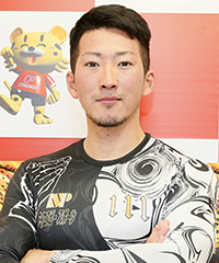 平尾一晃