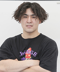 半田誠