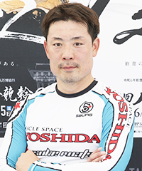 岩津裕介