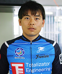 新村穣