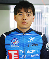 新村穣
