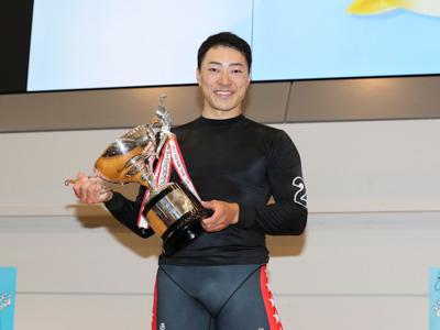 新田祐大
