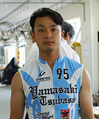 山崎翼