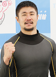 梅崎隆介