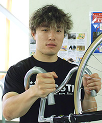 高橋舜