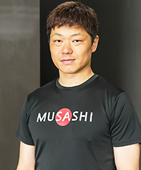 小林史也