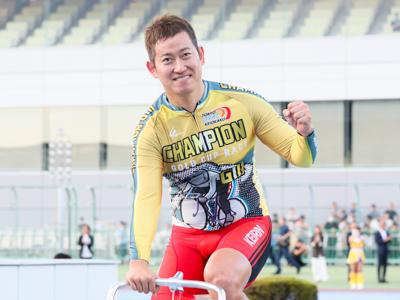 脇本雄太
