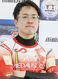 佐伯亮輔