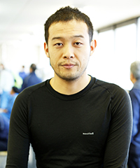 玉手翔