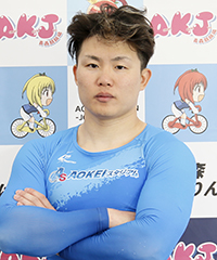 取鳥雄吾