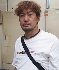 大谷靖茂