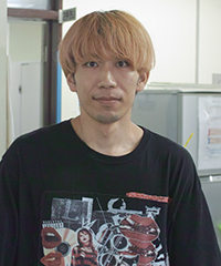 布居翼