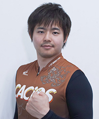 中川飛隆