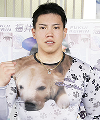上田尭弥