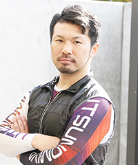 小島歩