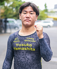 山下祐輔