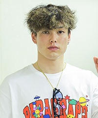 室井蓮太朗