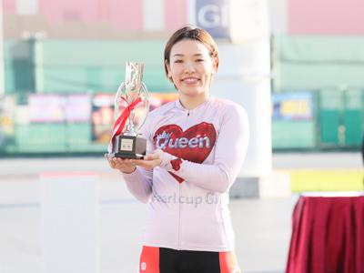 佐藤水菜