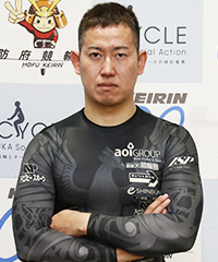 脇本雄太