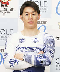山田英明