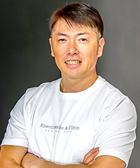旭啓介