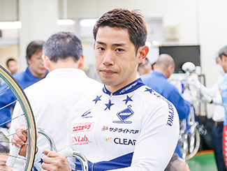 新山 響平 選手の写真